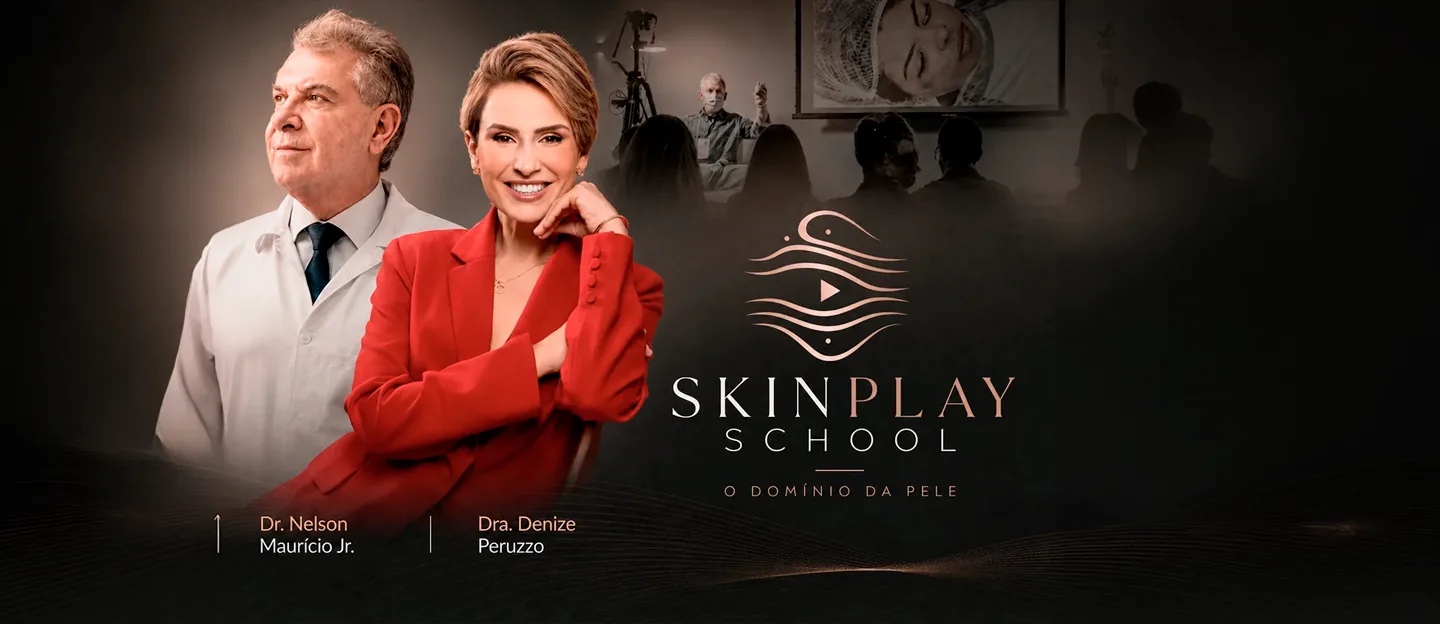 Demonstração de peeling de ATA + cróton no curso Neoskin
